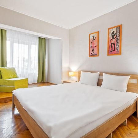 Apartament Helena Oradea Luaran gambar