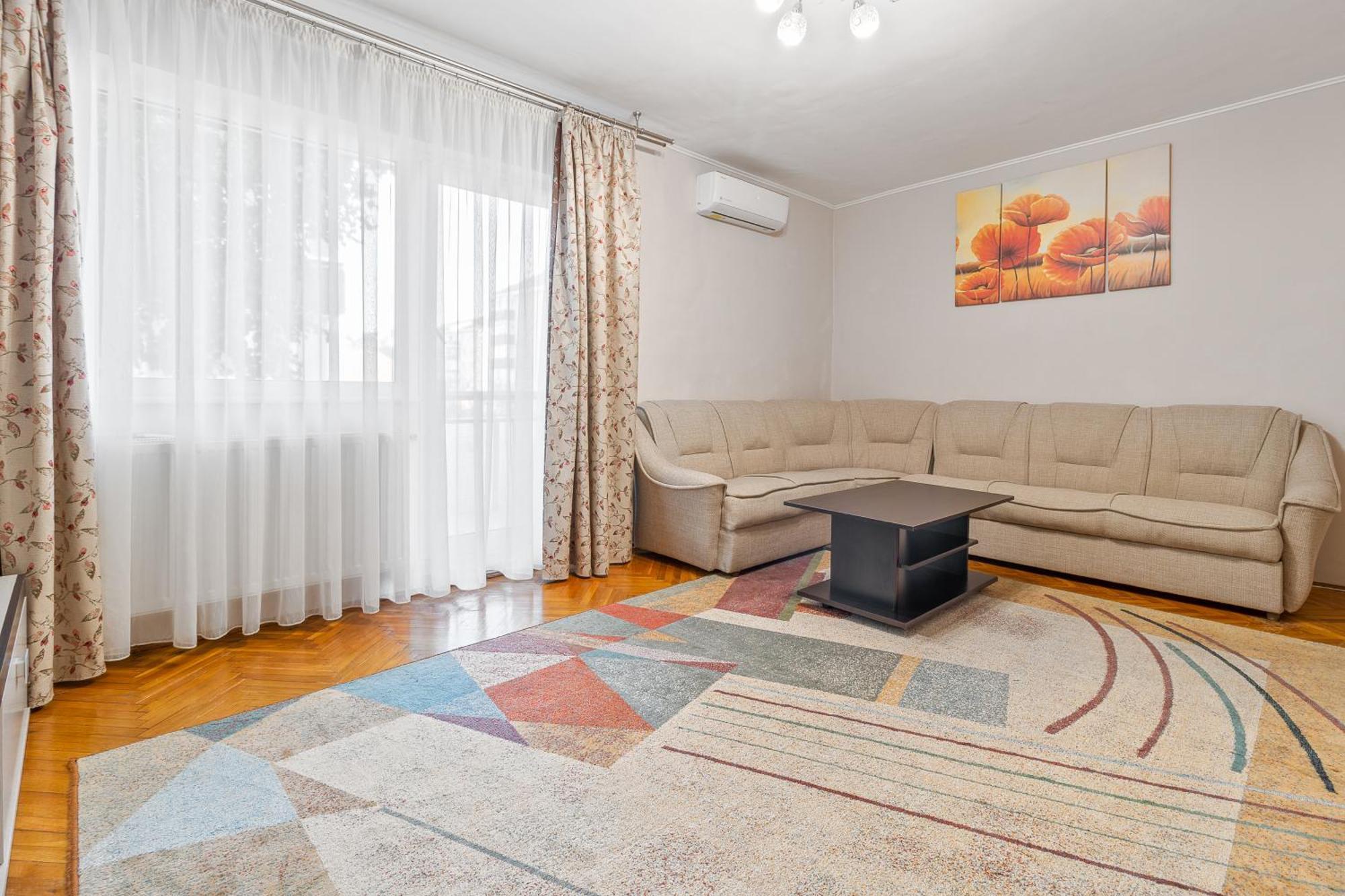 Apartament Helena Oradea Luaran gambar