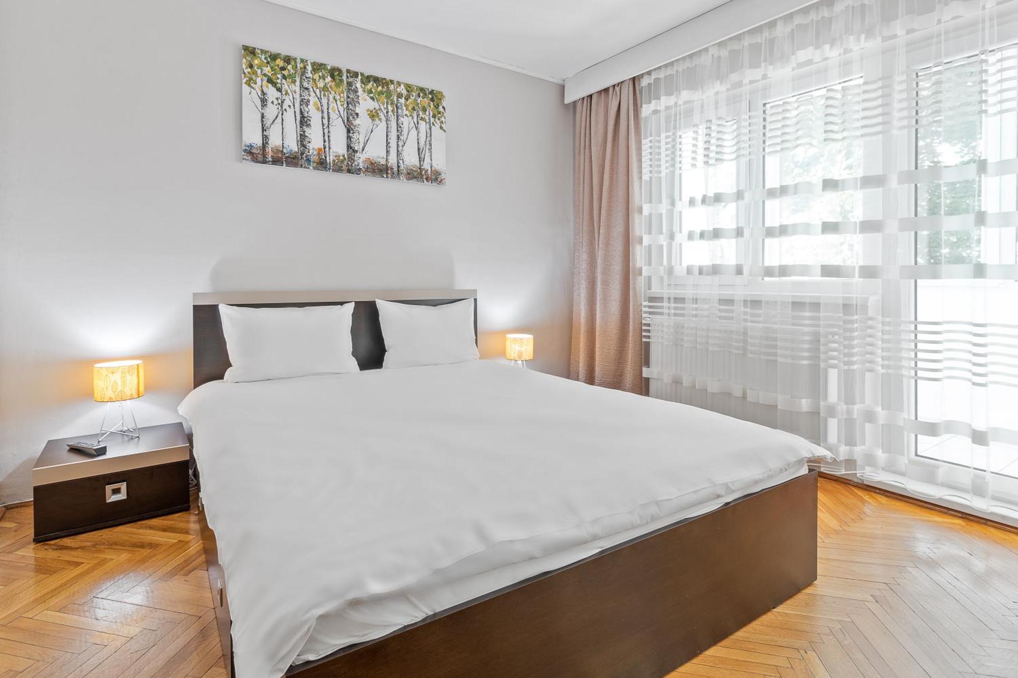 Apartament Helena Oradea Luaran gambar