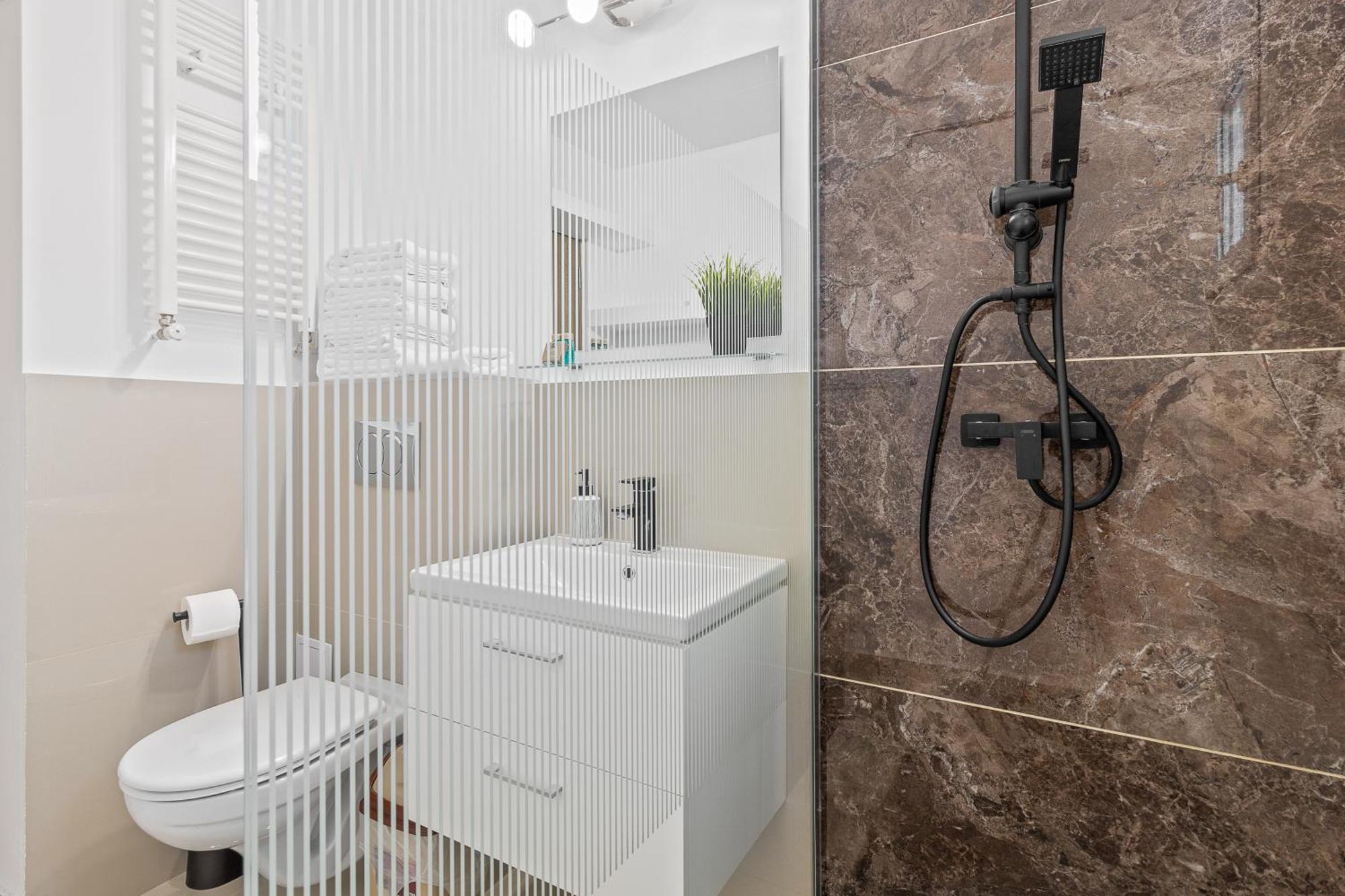 Apartament Helena Oradea Luaran gambar